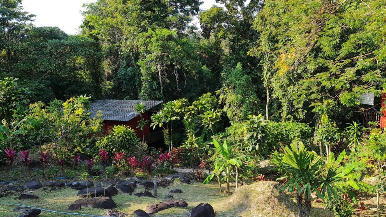 Wooden Hut Koh Kood Hotel Ko Kut Eksteriør billede